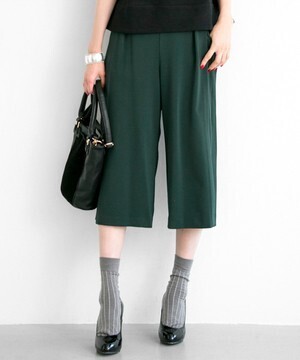 URBAN RESEARCH タックワイドクロップドパンツ