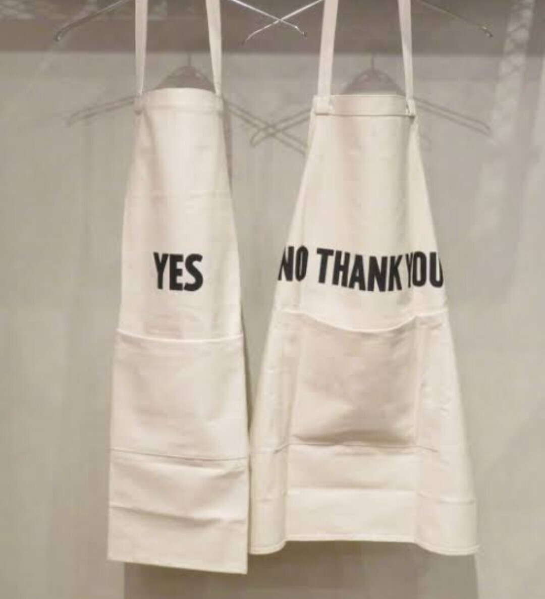DRESSSEN DRV1 REVERSIBLE APRON“YES /NO THANKYOU(リバーシブルエプロン)