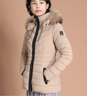 MACKAGE ストレッチライトラクーンファー付きミディアムダウンPATSY-F