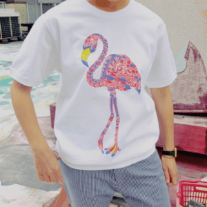 OTACCIMAN des PLIME フラミンゴのスウェット風Tシャツの　C/ホワイト