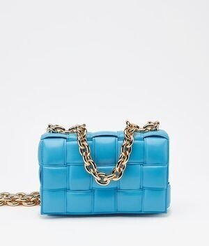Bottega Veneta チェーンカセットバック