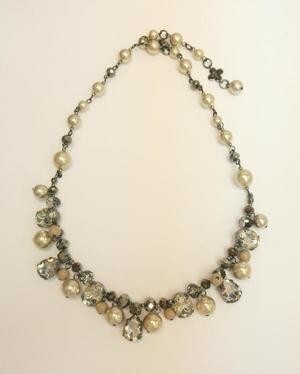 Plus Vendome ブラックベーシュネックレス