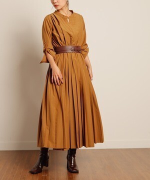 LADYMADE ターンバックプリーツシャツワンピース