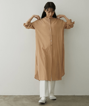 SALON adam et rope' スタンドカラーシアーロングシャツ