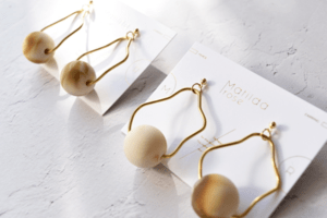 Matilda rose hold marble beads イヤリング