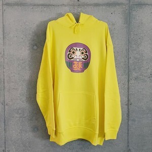 A.M.P DARUMA HOODIE〈YELLOW〉