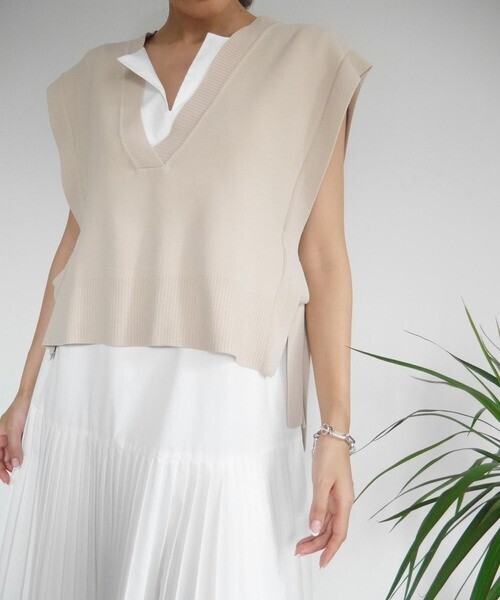 LADYMADE DEEP Vネックミラノリブニットベスト
