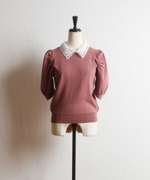 tocco closet 取り外し可能な刺繍入り襟付き袖口パール装飾パワーショルダーニットプルオーバー