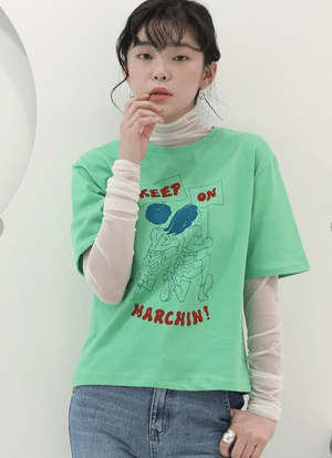 UNE MANSION MARCHINデザインプリントＴシャツ
