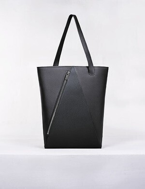 Camille Fournet 32.03 クーリエバッグ