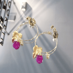 Brooklyn Charm ジェイド×パンジーラフフープ粒キャッチピアス