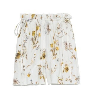 SNIDEL home Refleレーヨン楊柳ショートパンツ