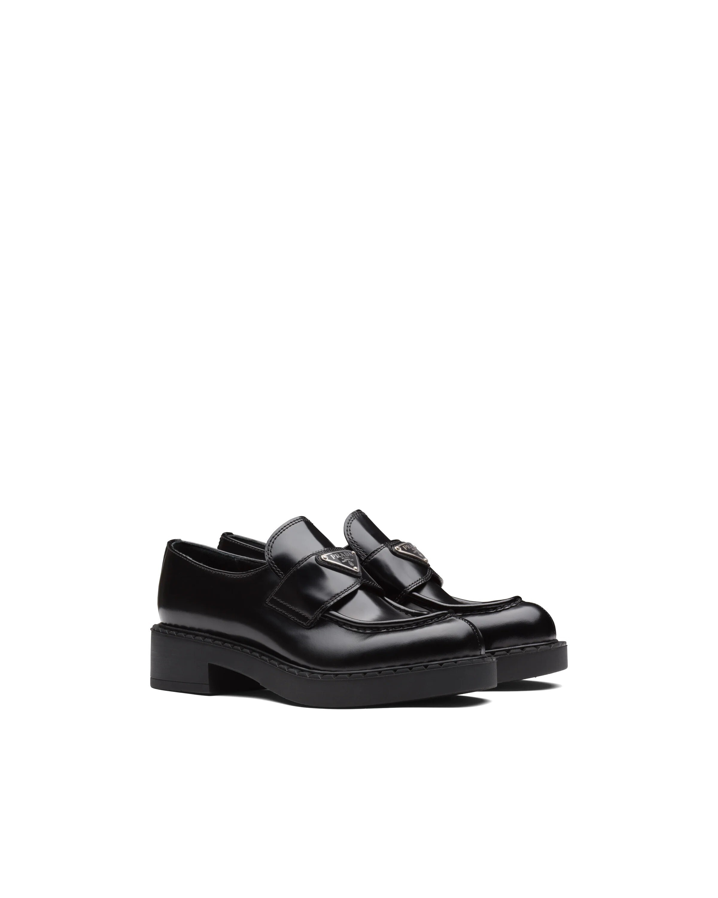 PRADA ブラッシュドレザー ローファー