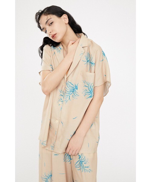 HeRIN.CYE リーフ柄シャツ