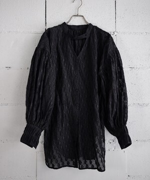 ANOGH JACQUARD BLOUSE (BLACK)