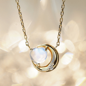 Sweets Jewelry Market 【SJ02056】 K10YG(イエローゴールド) ブルームーンストーン ダイヤモンド 0.01ct ハート ムーン(月) ネックレス ペンダント