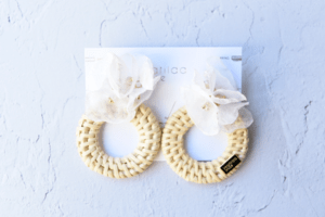 Matilda rose chiffon flower rattan イヤリング