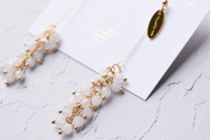 Matilda rose beads drop イヤリング