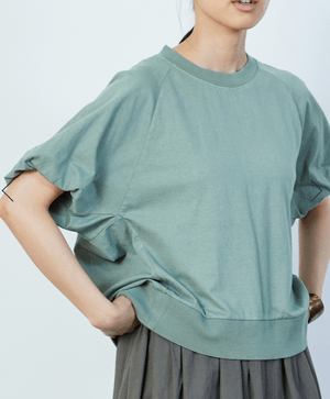 LOISIR 硫化染めバルーン袖Tシャツ