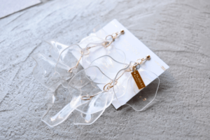 Matilda rose mat fringe clear /イヤリング