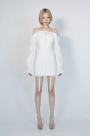 【戦慄かなの着用】 Red valentino ニットワンピース 戦慄かなの着用】 Red valentino ニットワンピース