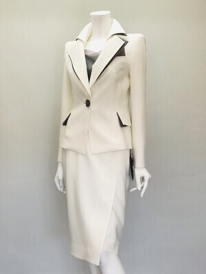 Vella SUITS