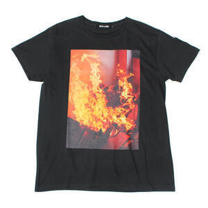 MESS THE MAN FIRE TEE