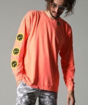 STUD MUFFIN ピグメントダイ6ozコットン天竺 FUCKOFFサガラパッチLS Tシャツ