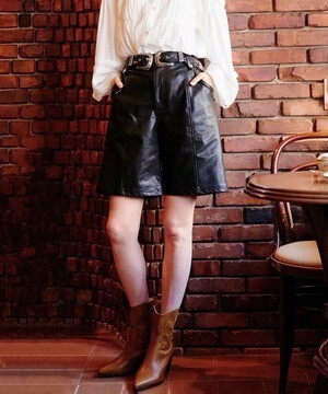 KOH.style フェイクレザーハーフパンツ