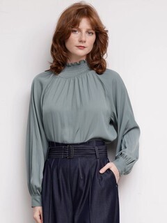 TONAL JQシャーリングハイネックブラウス