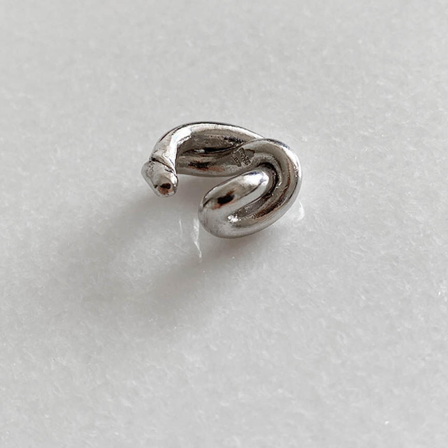 moil Silver Ear Cuff