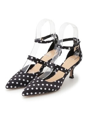 Lily Brown ポインテッドストラップパンプス