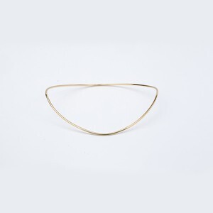 Hirotaka "All About Basics" ポインテッド オーバル バングル