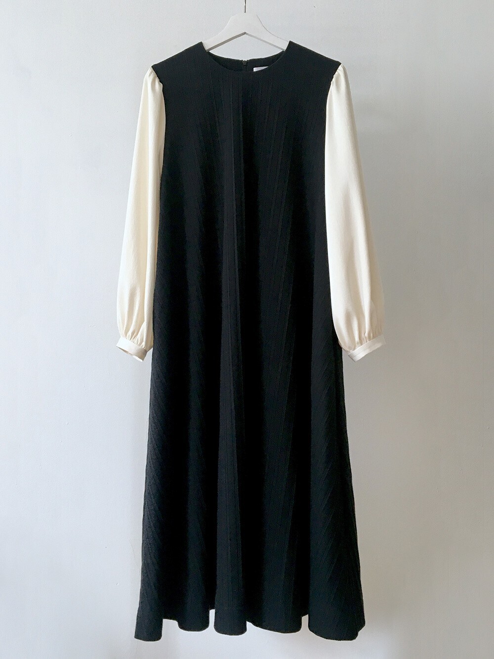 YUKI SHIMANE Pleats Jacquard knit dress