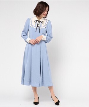 axes femme ヨークレースアップロングワンピース