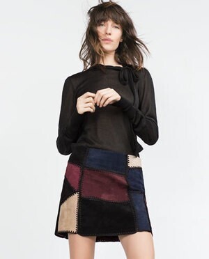 ZARA レザーミニスカート