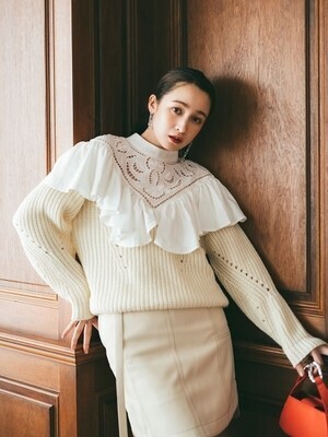 Lily Brown ドッキングフリルニットトップス