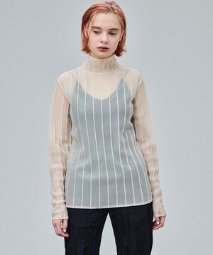 UNITED TOKYO フォルドシアーハイネックニット