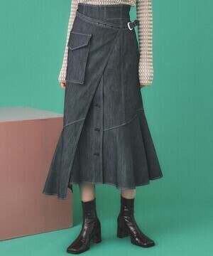 INella ラップベルテッドアシメスカート