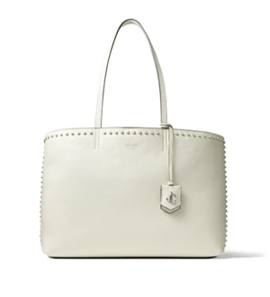 JIMMY CHOO NINE2FIVE E/W パールスタッズ付き Latte カーフレザー・トートバッグ