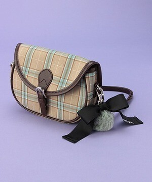 LOVETOXIC ポンポンつきショルダーBAG