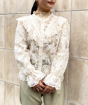 frunco シアー花柄ブラウス