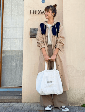 HOWDY. long hooded coat