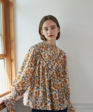 idem retro highneck blouse