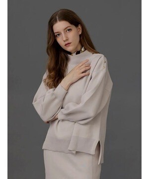 TONAL ハイネックストレッチニット