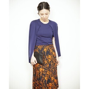 JOHN SMEDLEY PANSY クルーネック長袖カーディガン