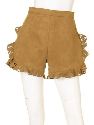 Lily Brown スウェードフリルショートパンツ