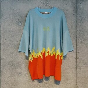 A.M.P CHŪBI OVERSIZED KNIT TEE