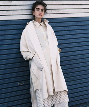 MAISON SPECIAL サイドスリットオーバーケープコート