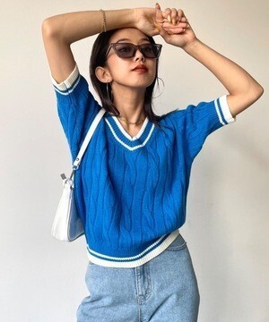 SHAGGIE 配色Vネックケーブルニット